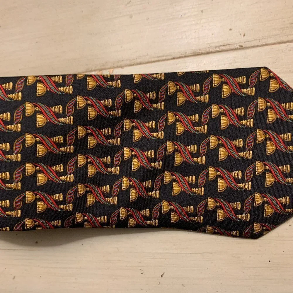 Made in Italy Salvatore Ferragamo 100% Silk Tie Black Background Victory Cups
